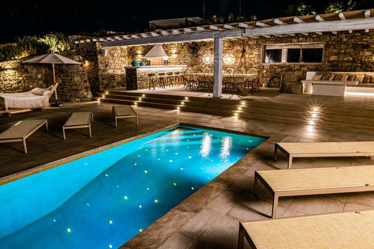 Villa Iakinthos By Mykonian Kazarte Mykonos Town Exterior foto
